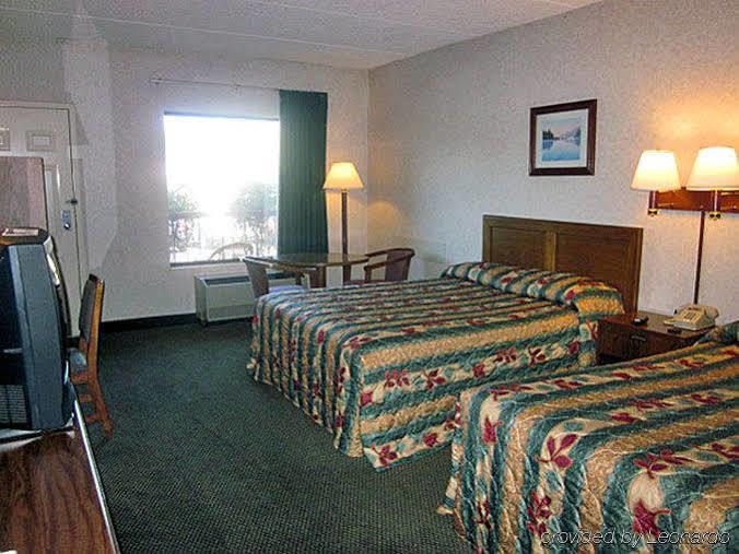 Smokies Inn & Suites Kodak Bagian luar foto